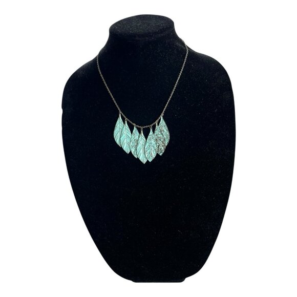 Mint Green Leaf Dangle Necklace Bohemian Festival Silver Tone Jewelry Very Good - Picture 3 of 4